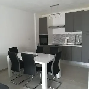 Apartment Plava Laguna Miroslav, Crikvenica